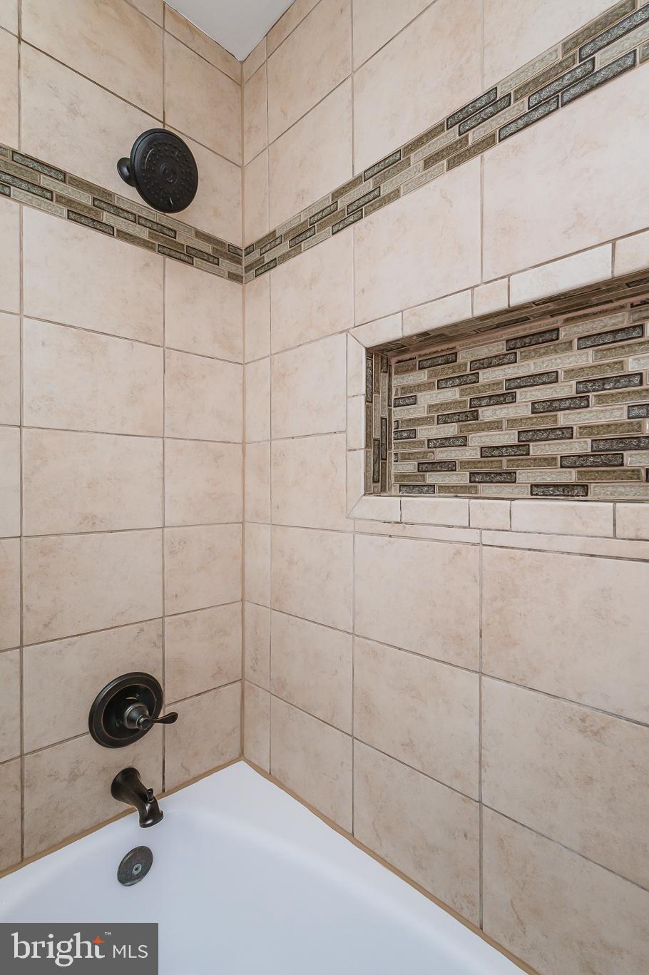 JARRETTSVILLE - Residential