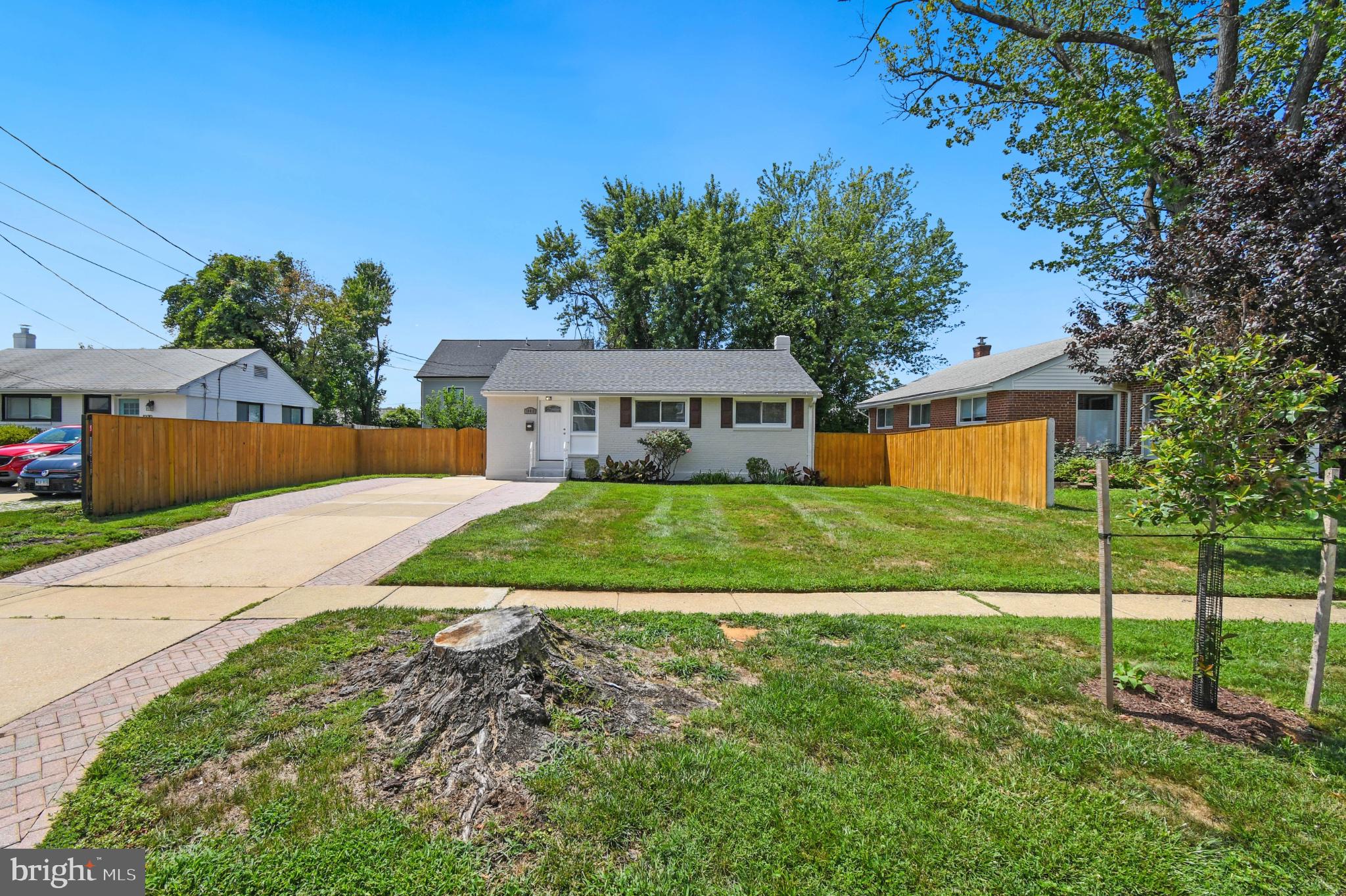 10012 SINNOTT DRIVE