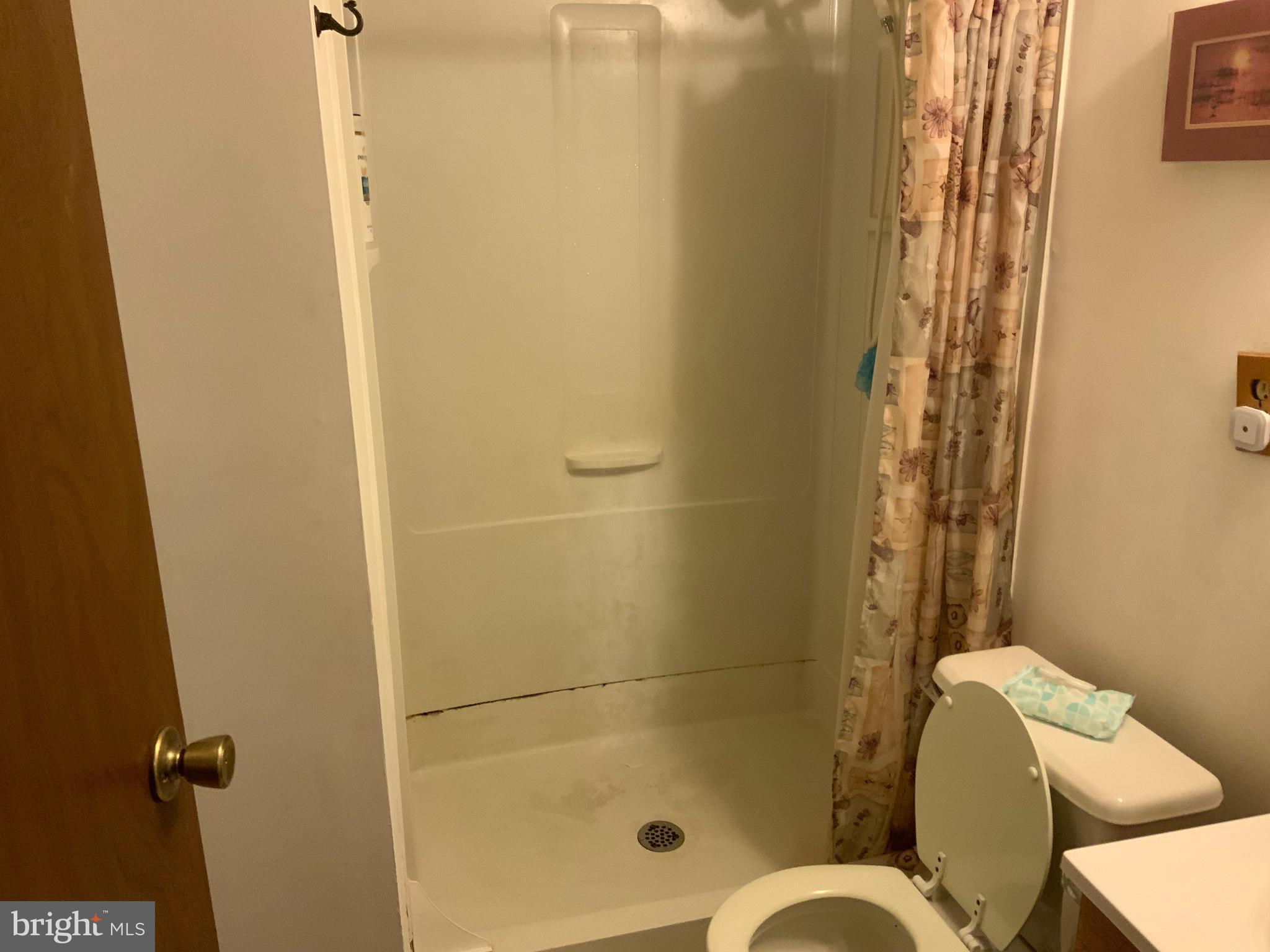 LEISHEAR VILLAGE - Residential