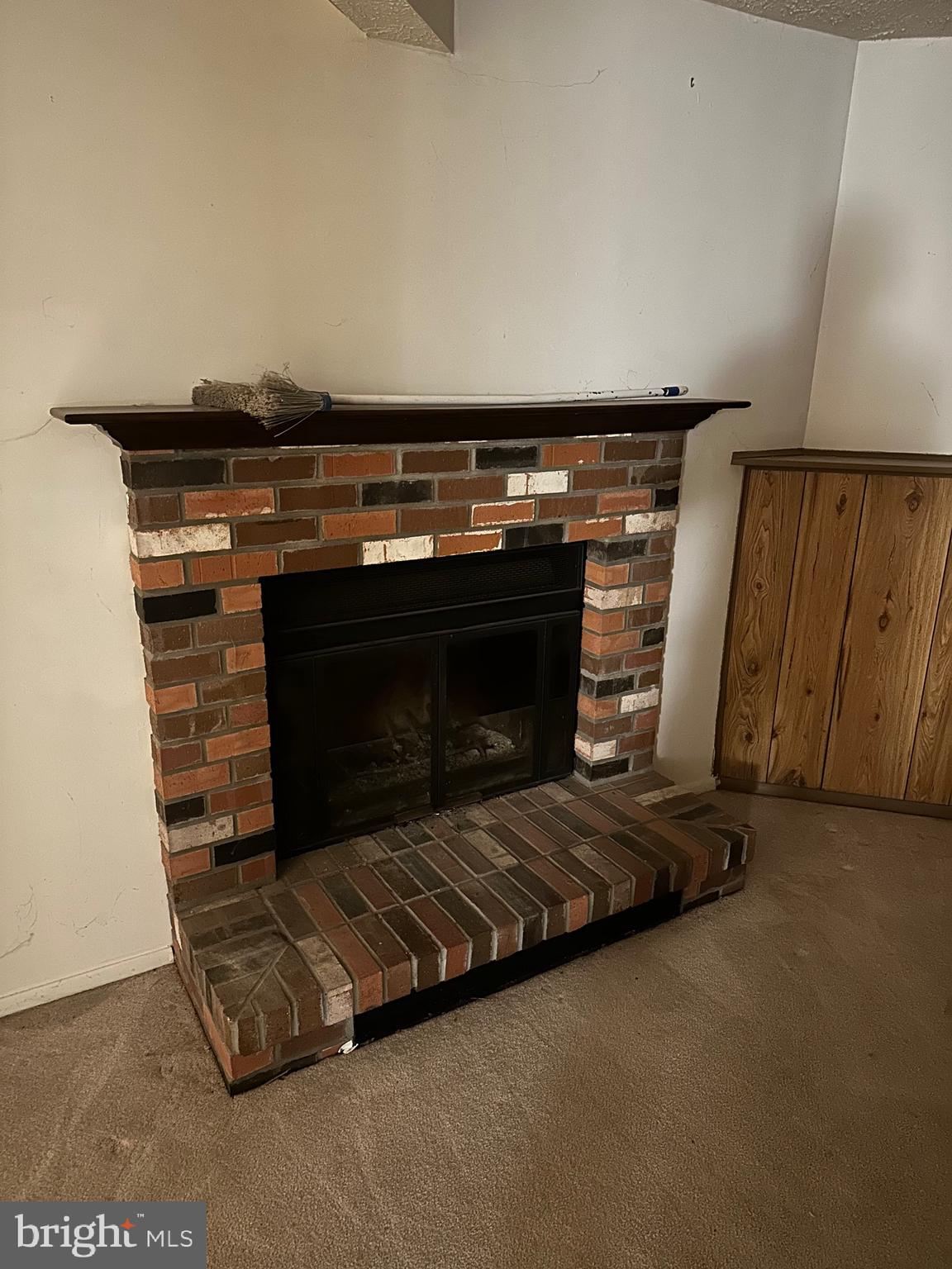 LEISHEAR VILLAGE - Residential