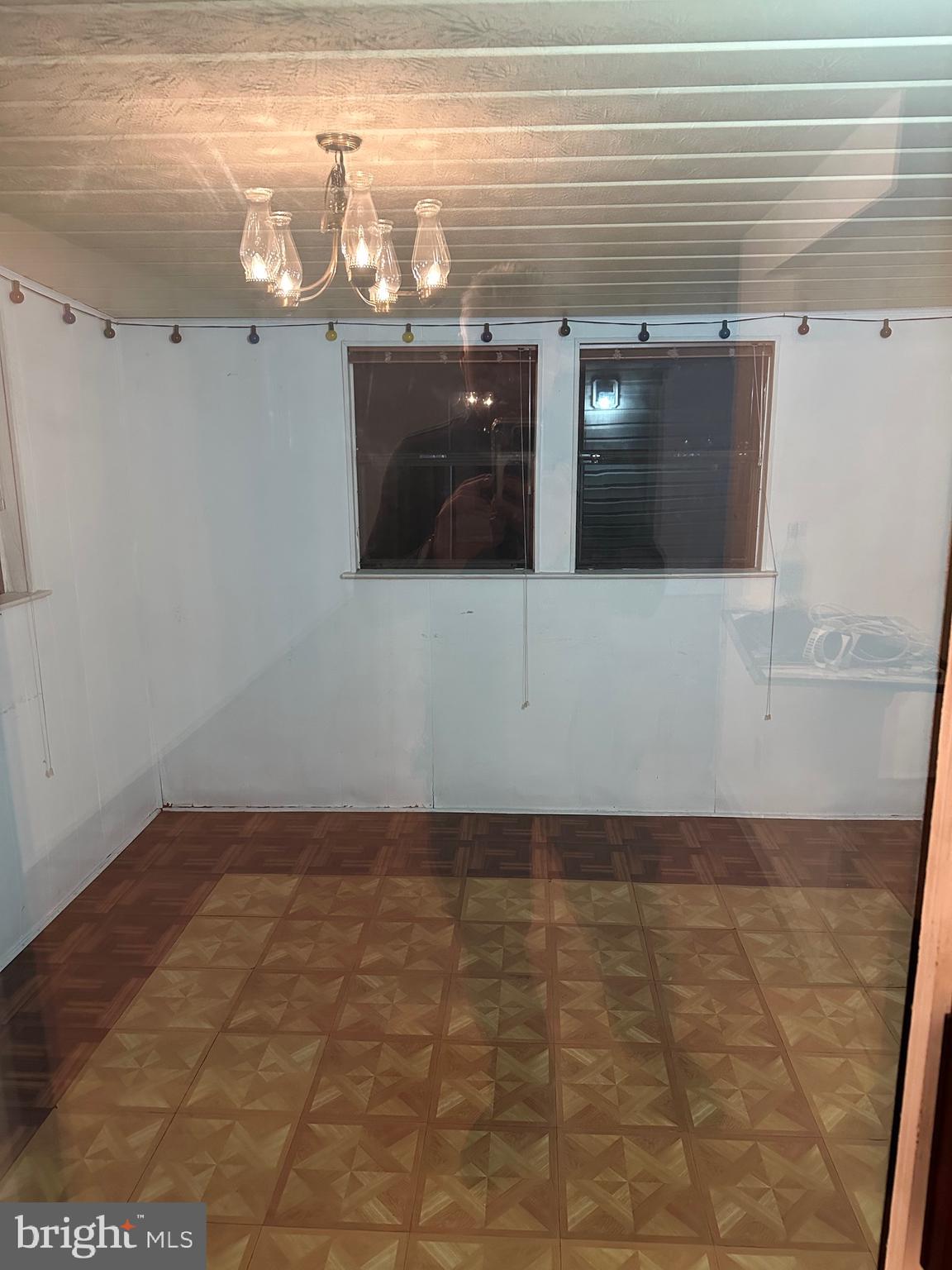 LEISHEAR VILLAGE - Residential