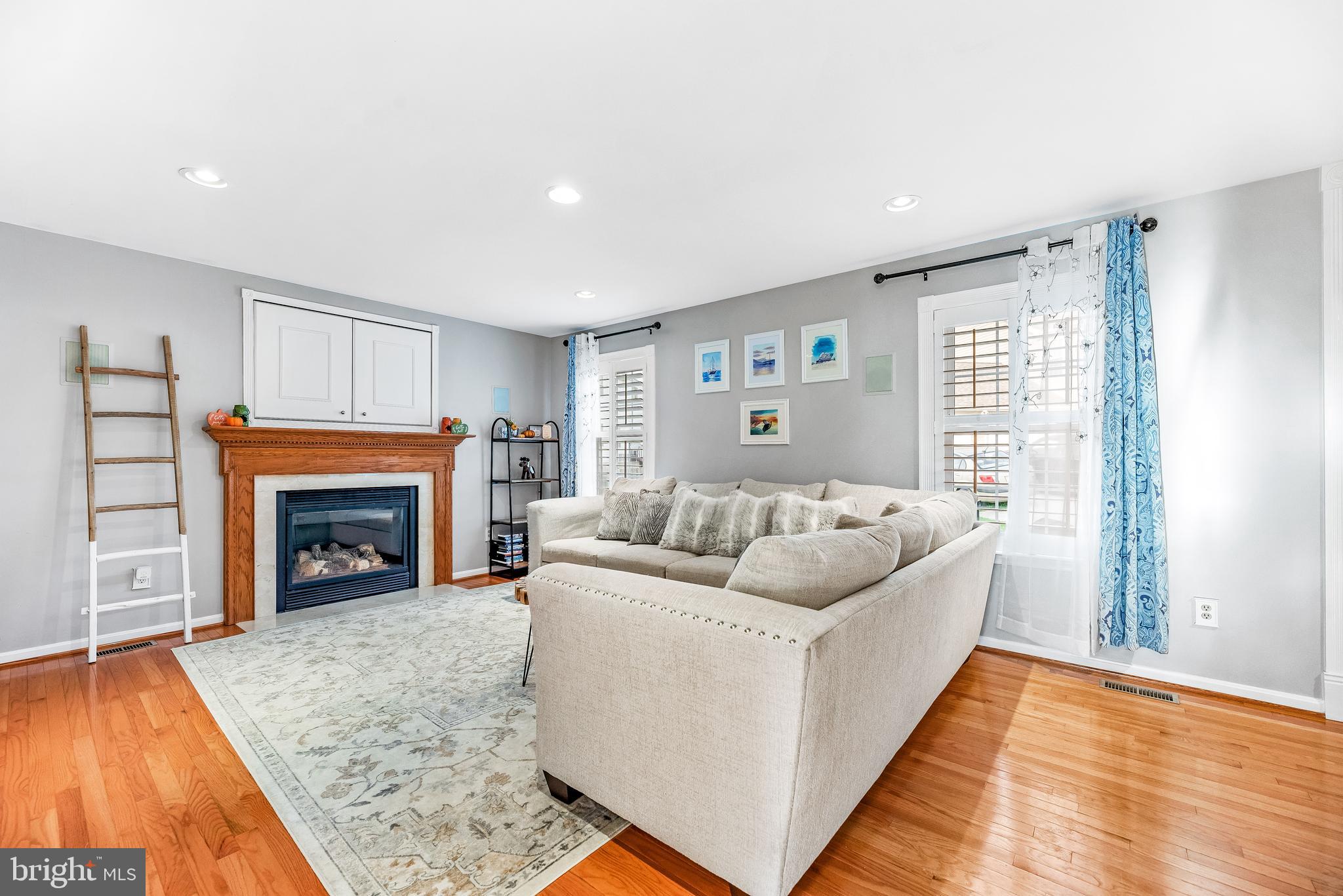 MEADOW LAKE - Residential