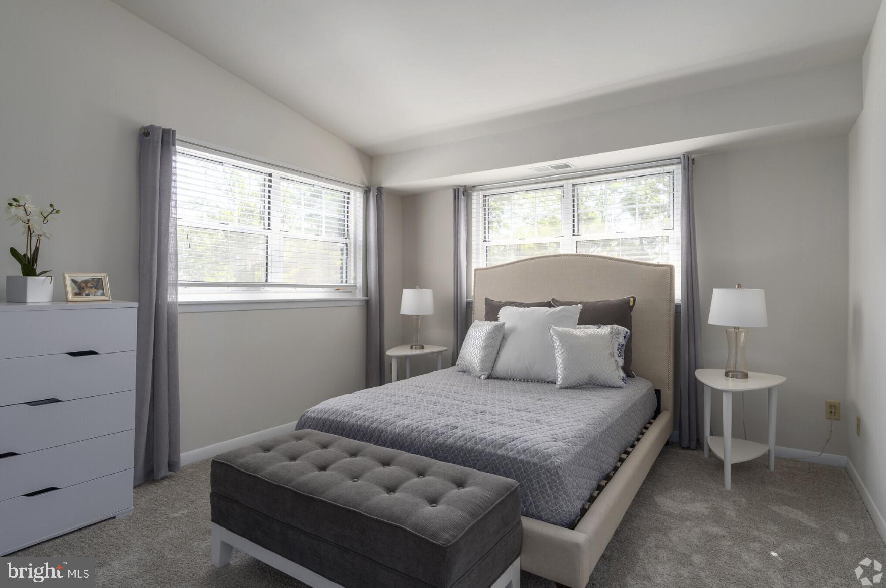 RADNOR CROSSING - Residential Lease