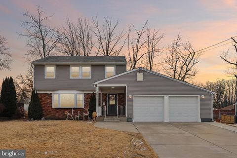 910 HOWE DRIVE TURNERSVILLE NJ 08012