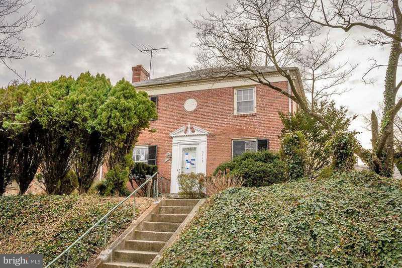 Charming Brick Colonial in Laurelville w/ 3 bdrms, 2 ba, LR w/ wood burning FP, Hrdwd Flrs, part. finished bsmnt w/ full bath. Level rear yard & 1 car detached garage.Property eligible under Freddie Mac First Look Initiative (homeowners only) thru 3/29/17.SOLD AS-IS.GR/HOA/FF fees TBD by buyer.Seller pays NO transfer/ recordation costs.>>AGENTS SEE AGENT REMARKS FOR OFFER INSTRUCTIONS.