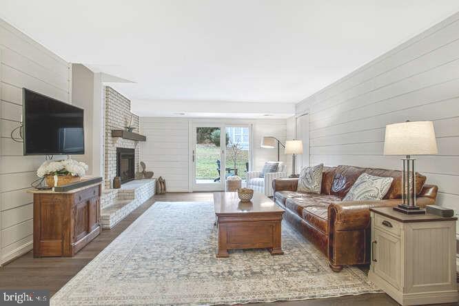 ANCHORAGE - Residential