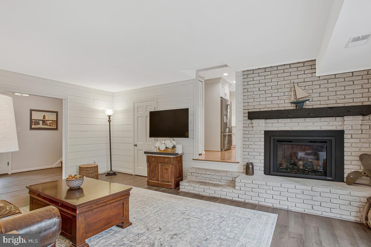 ANCHORAGE - Residential