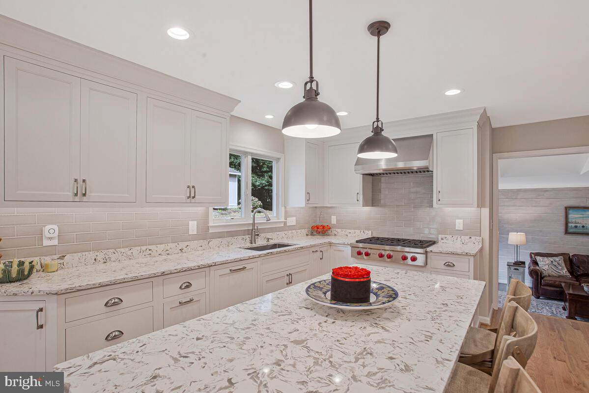 ANCHORAGE - Residential