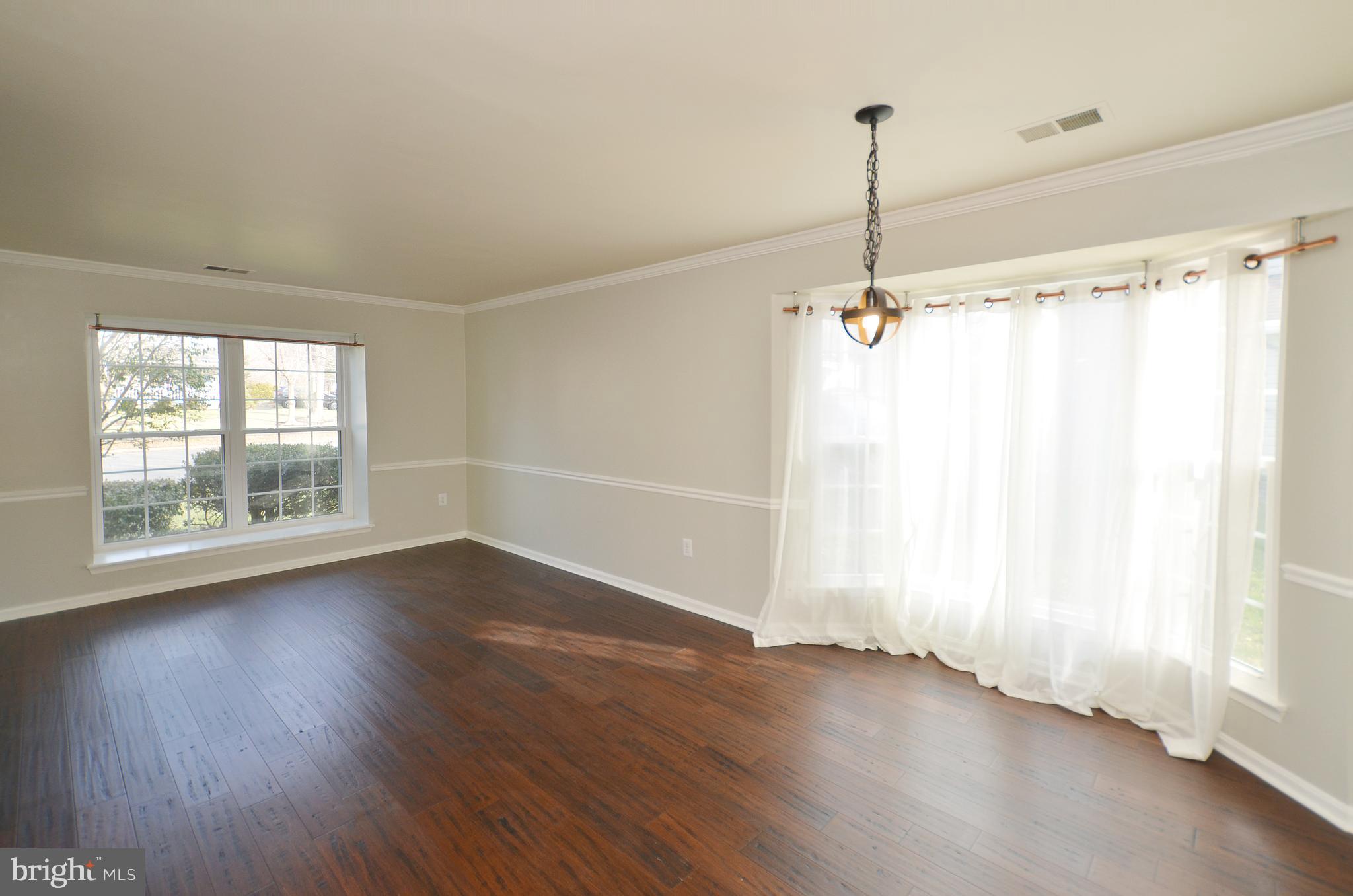 COUNTRYSIDE - Residential