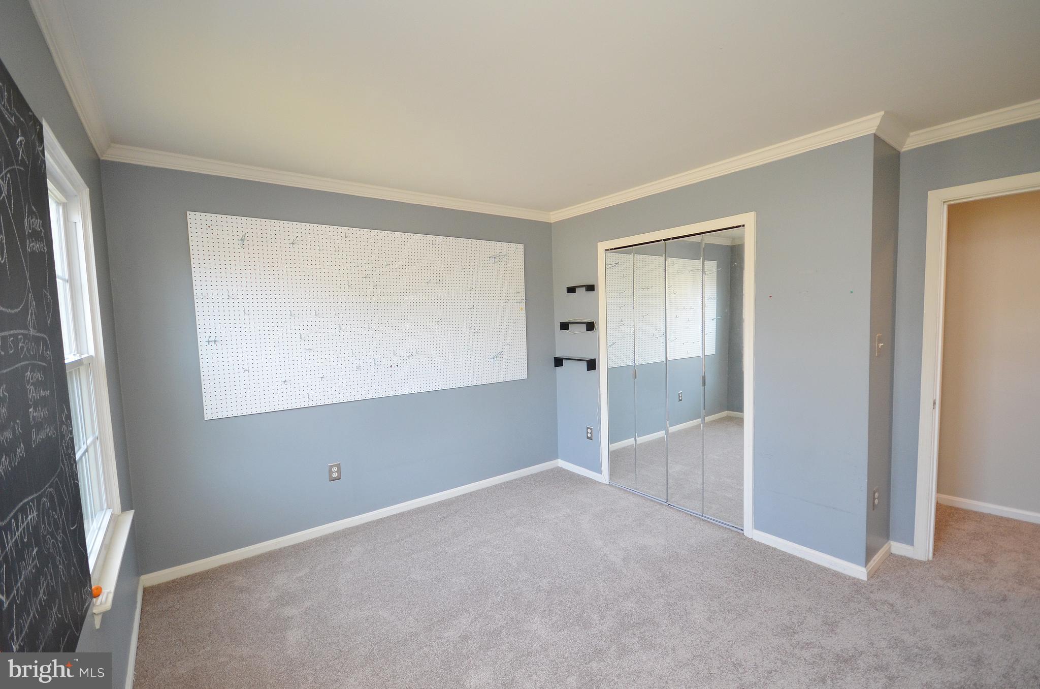 COUNTRYSIDE - Residential