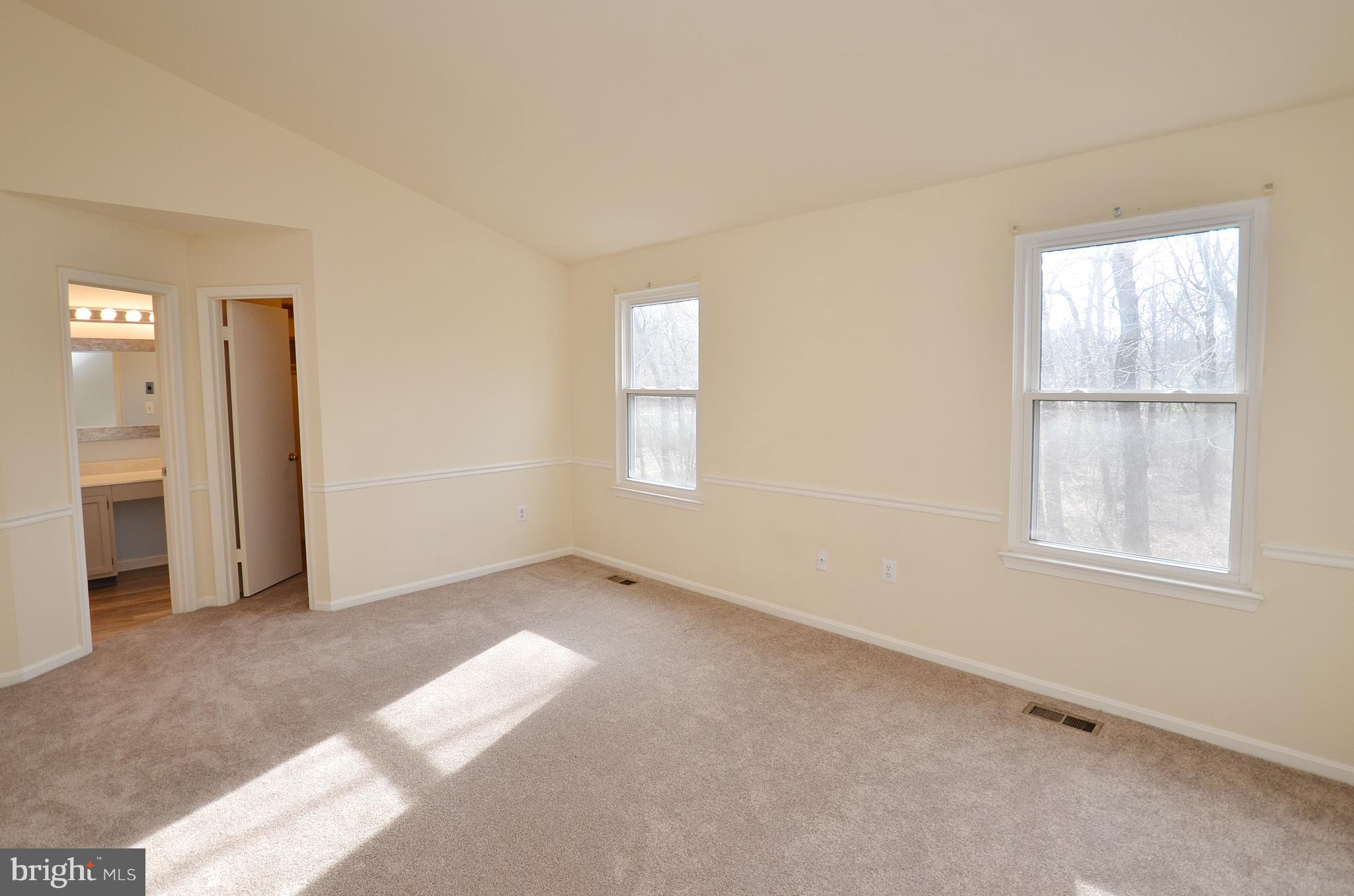 COUNTRYSIDE - Residential