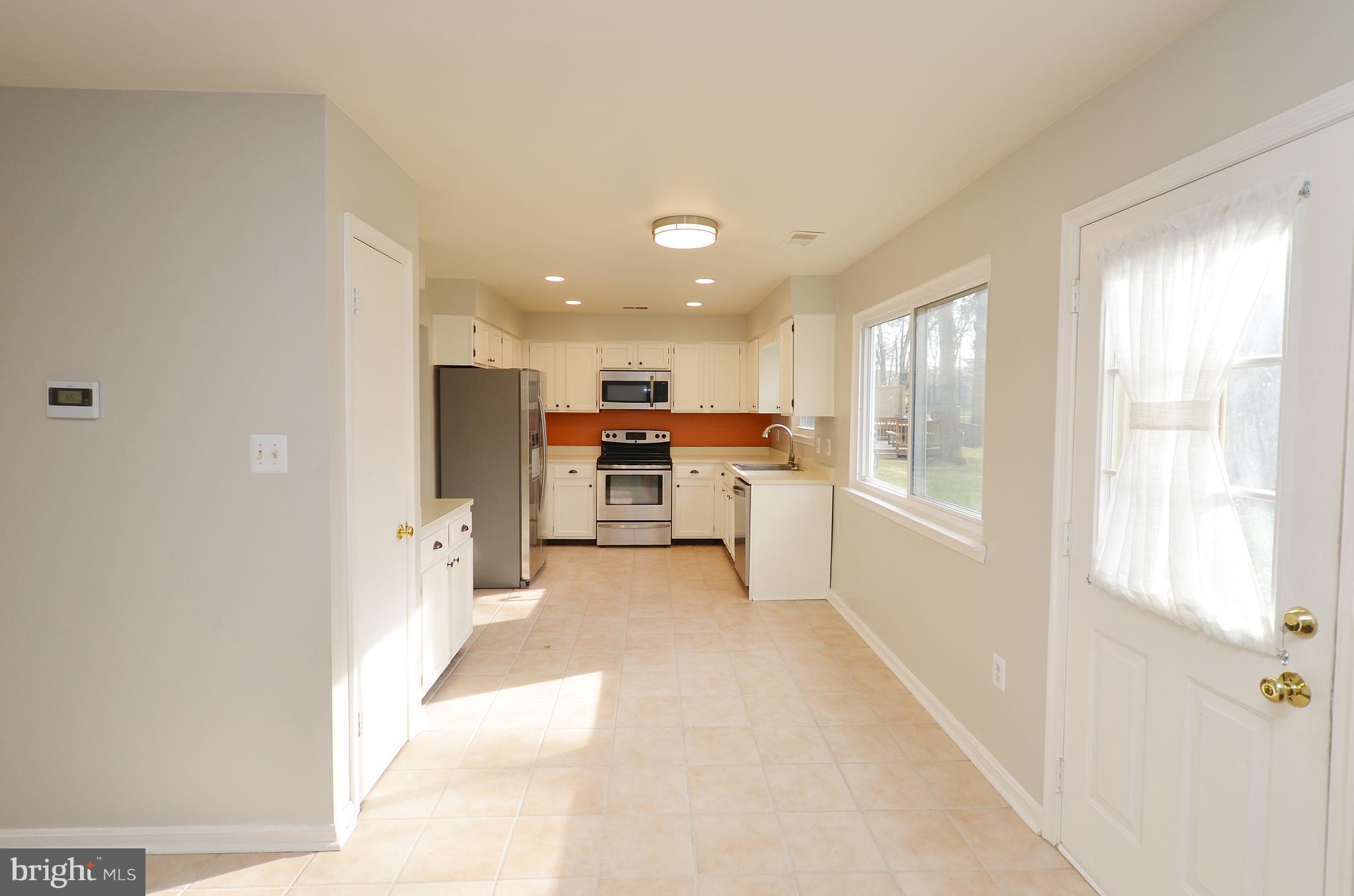 COUNTRYSIDE - Residential