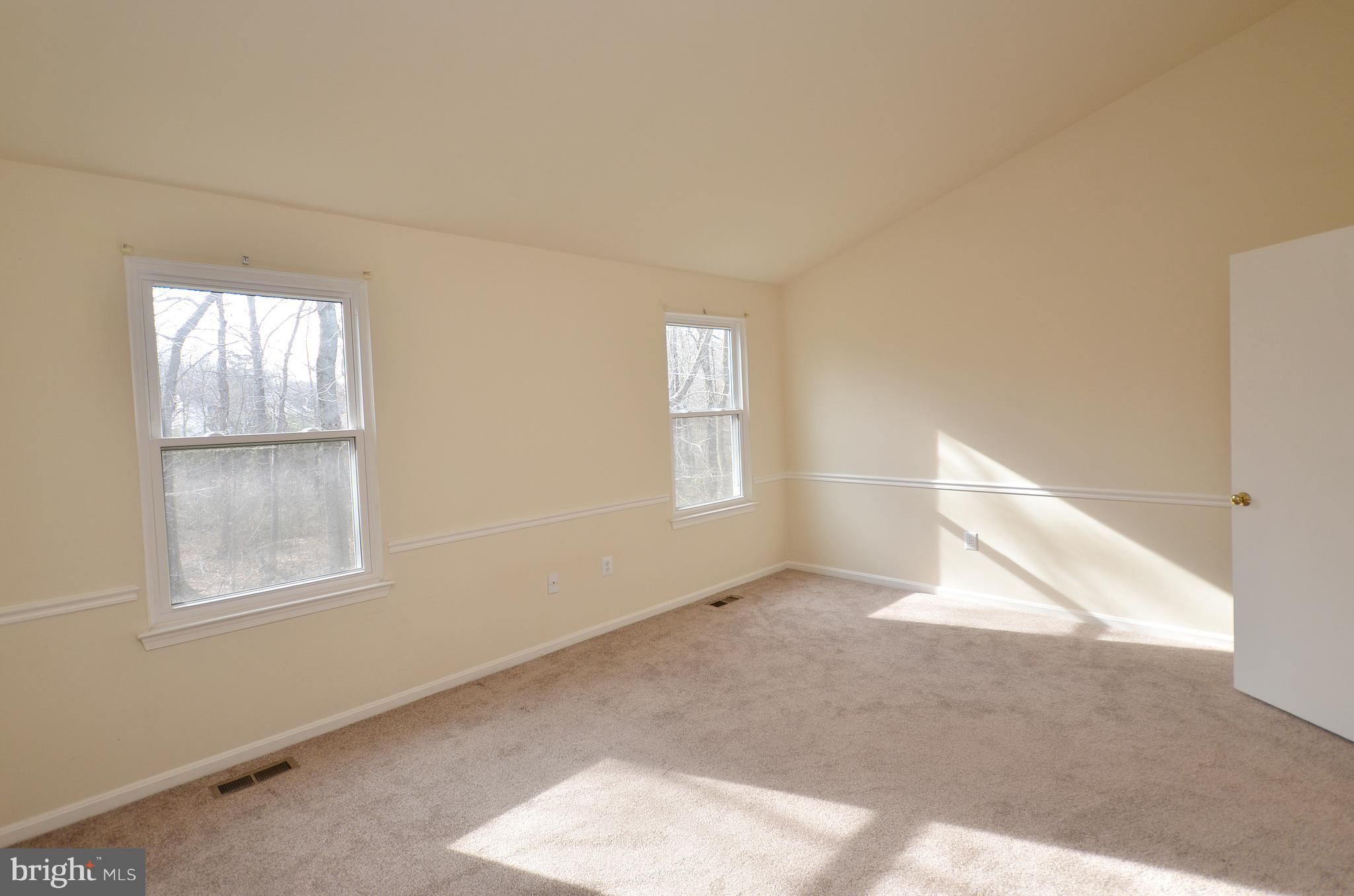 COUNTRYSIDE - Residential