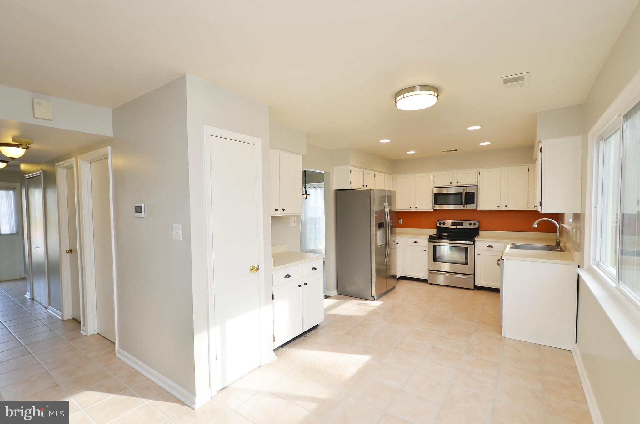 COUNTRYSIDE - Residential