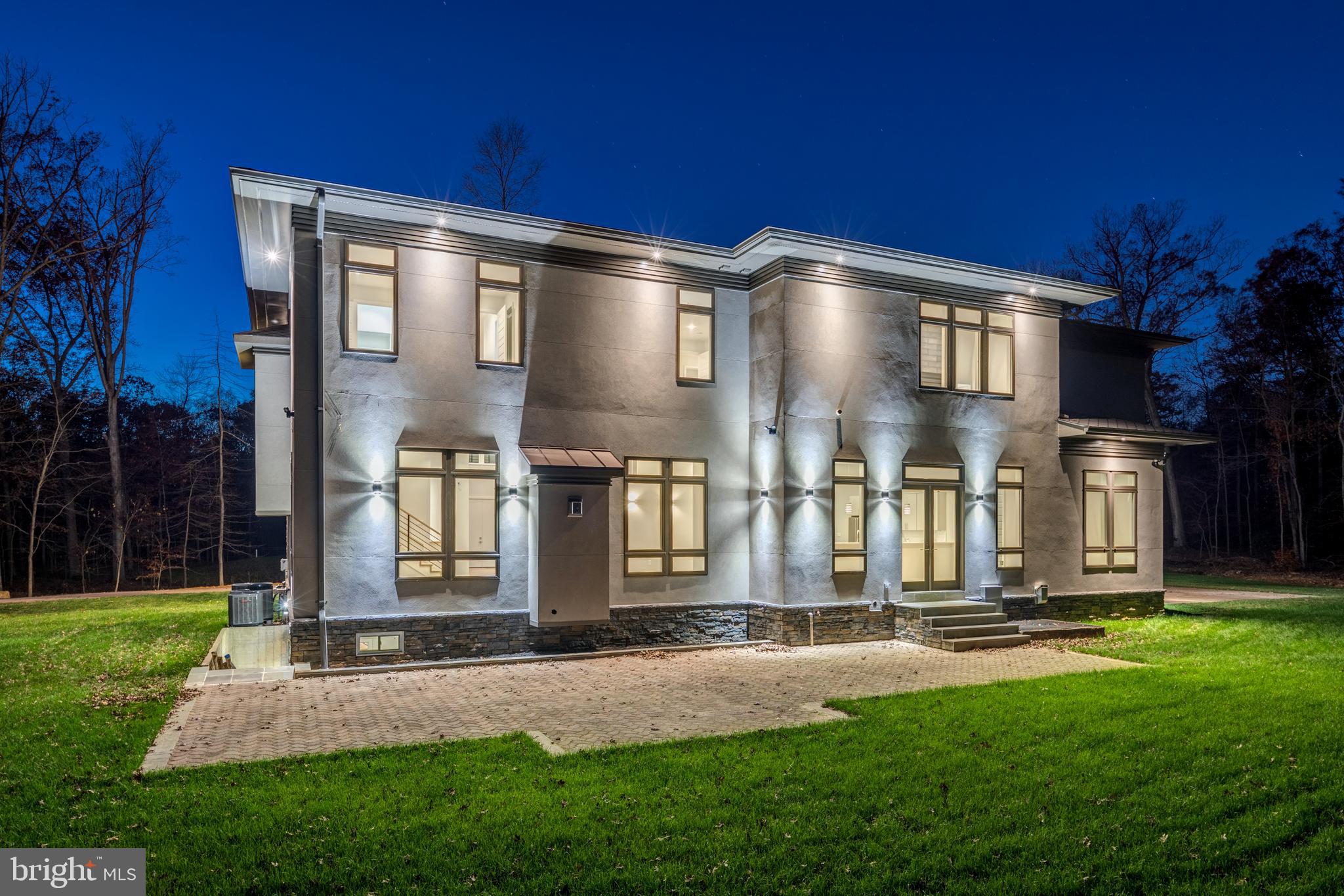 BRADDOCK WOODS - Residential