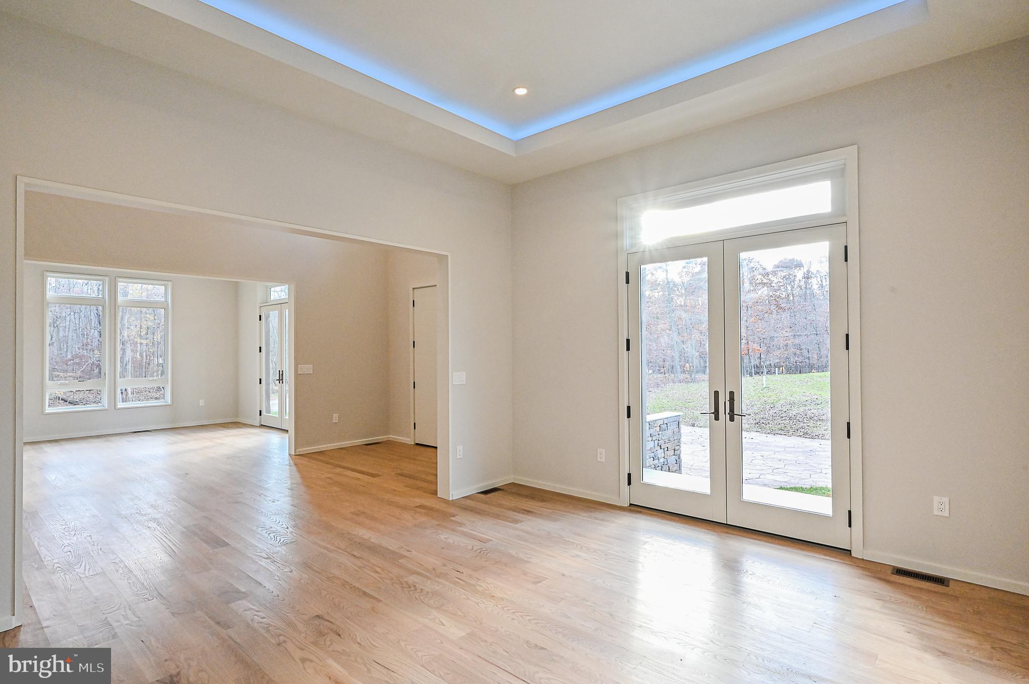 BRADDOCK WOODS - Residential