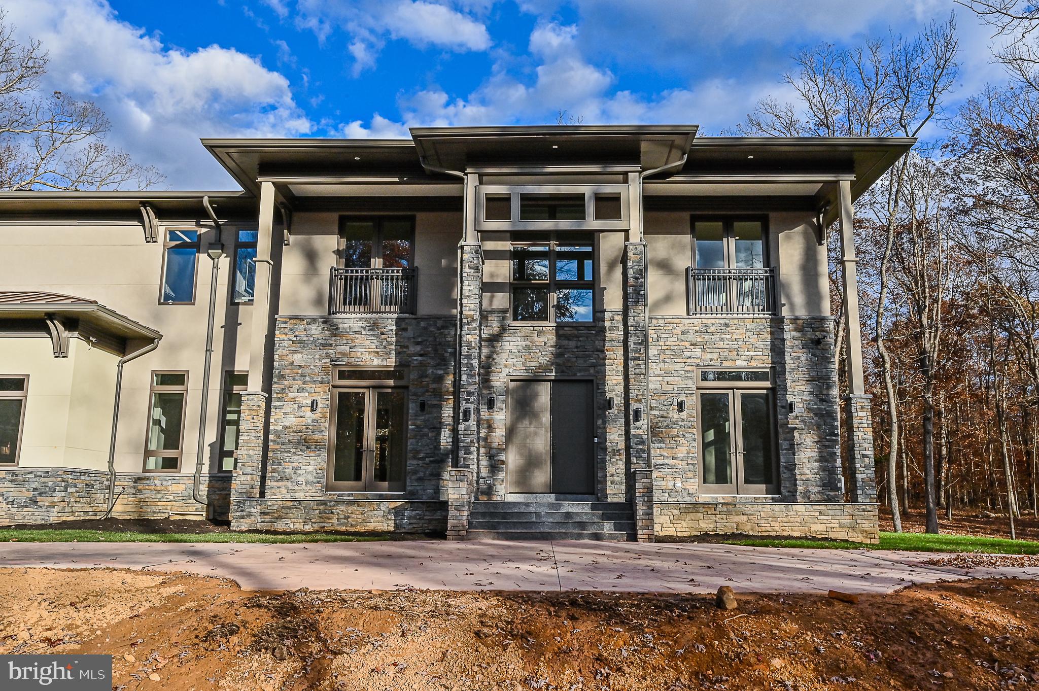 BRADDOCK WOODS - Residential