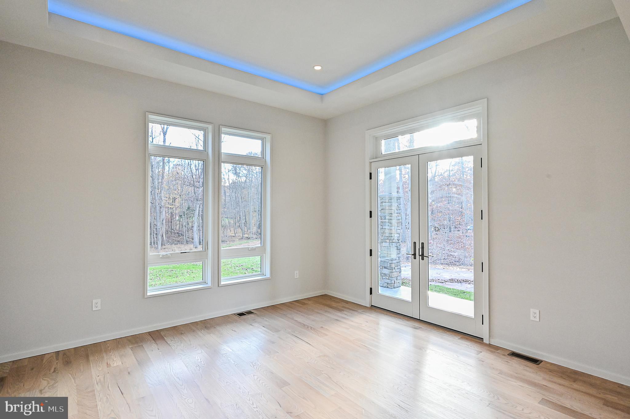 BRADDOCK WOODS - Residential