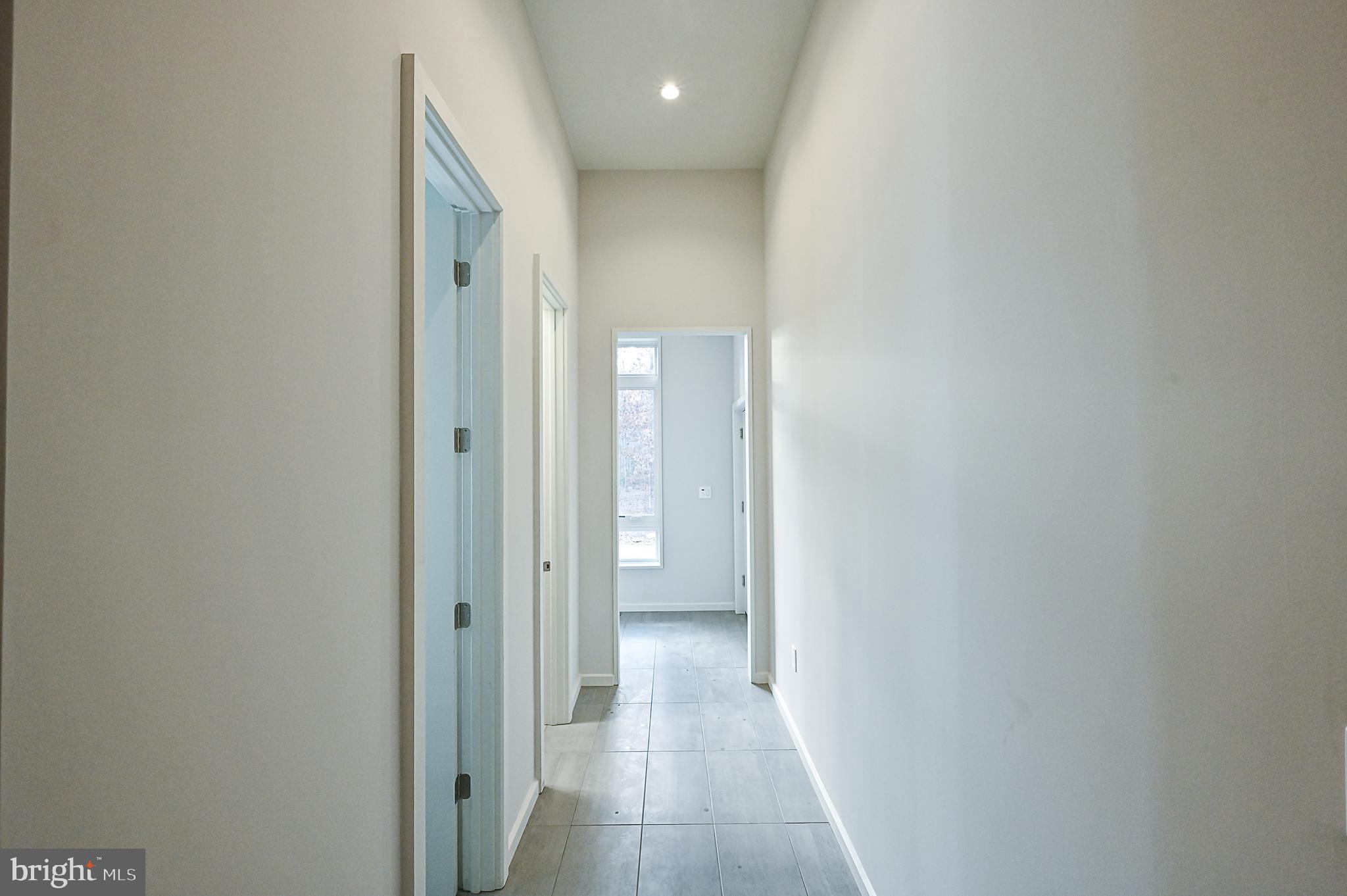 BRADDOCK WOODS - Residential