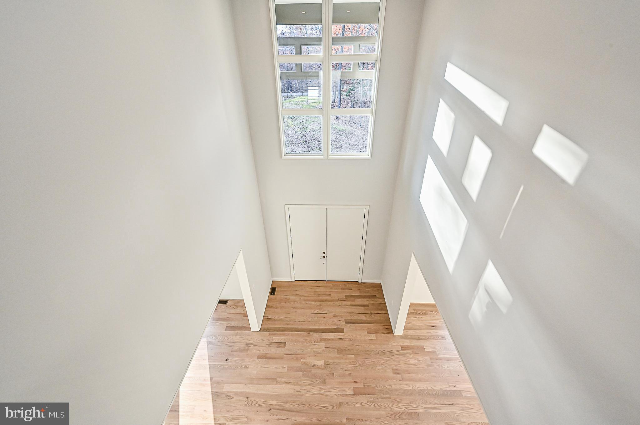 BRADDOCK WOODS - Residential