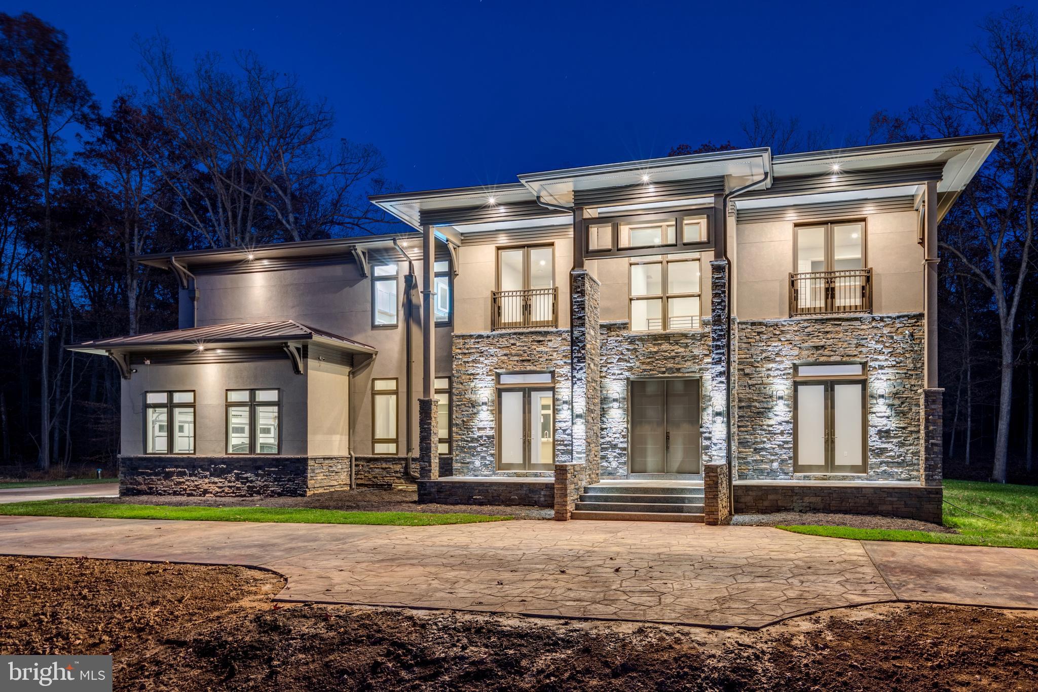 BRADDOCK WOODS - Residential