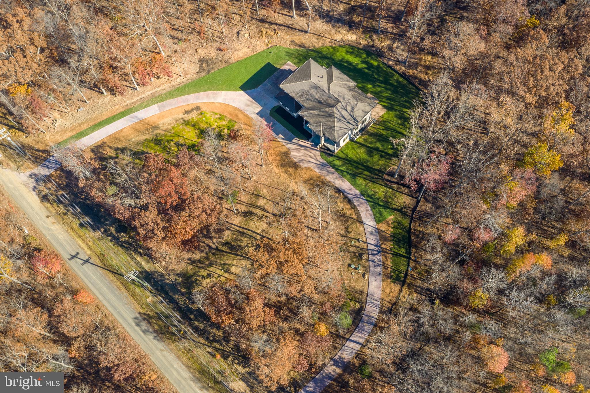 BRADDOCK WOODS - Residential