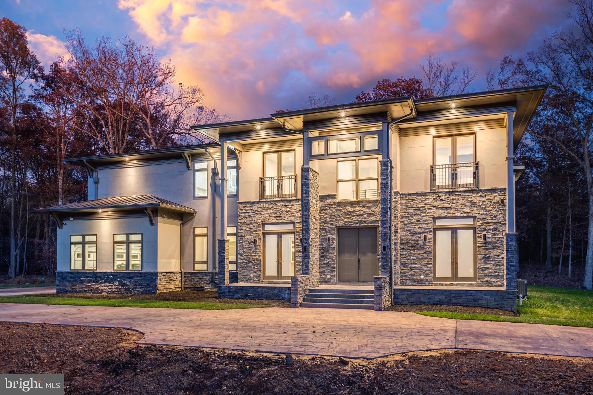 BRADDOCK WOODS - Residential