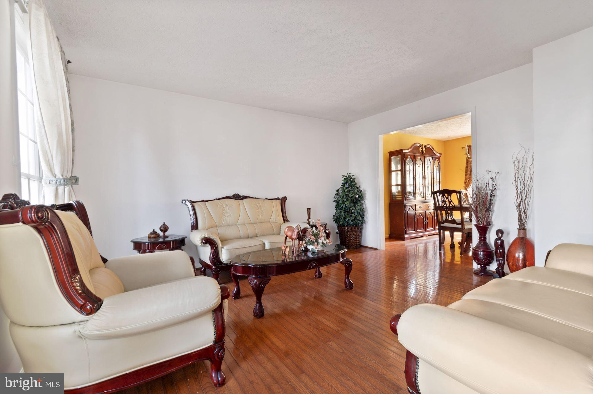 WHEATON WOODS - Residential