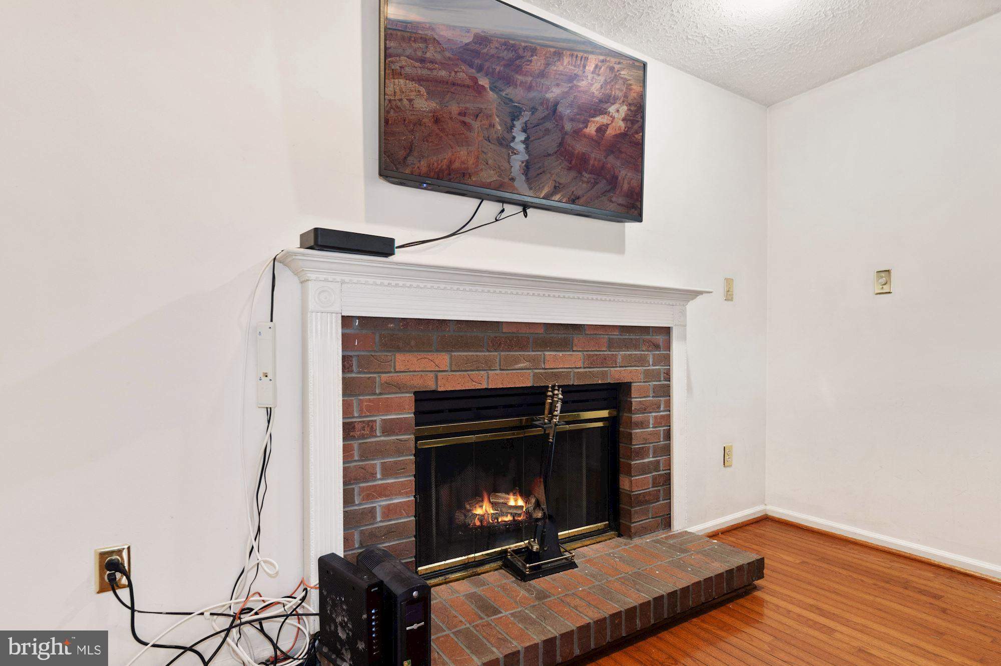 WHEATON WOODS - Residential