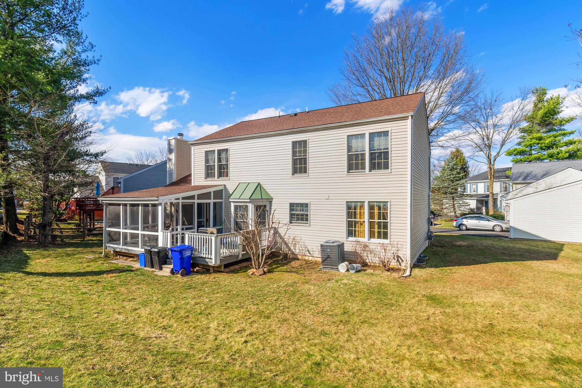 WHEATON WOODS - Residential