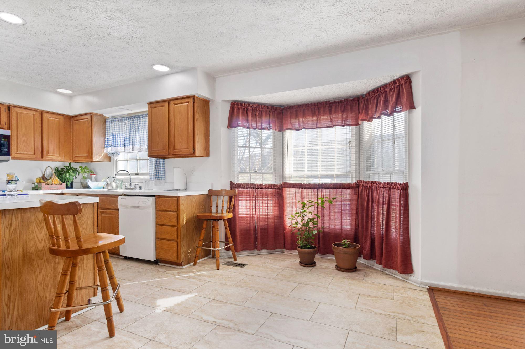 WHEATON WOODS - Residential