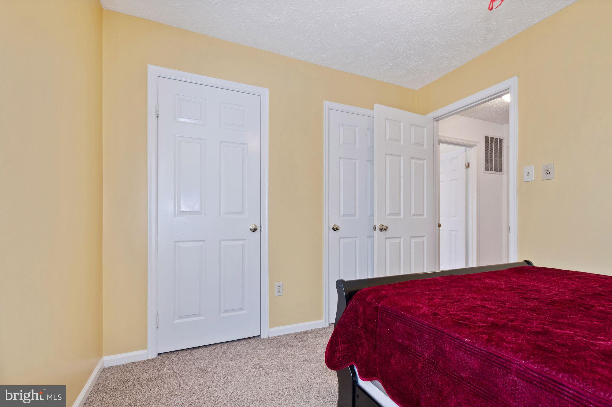 WHEATON WOODS - Residential