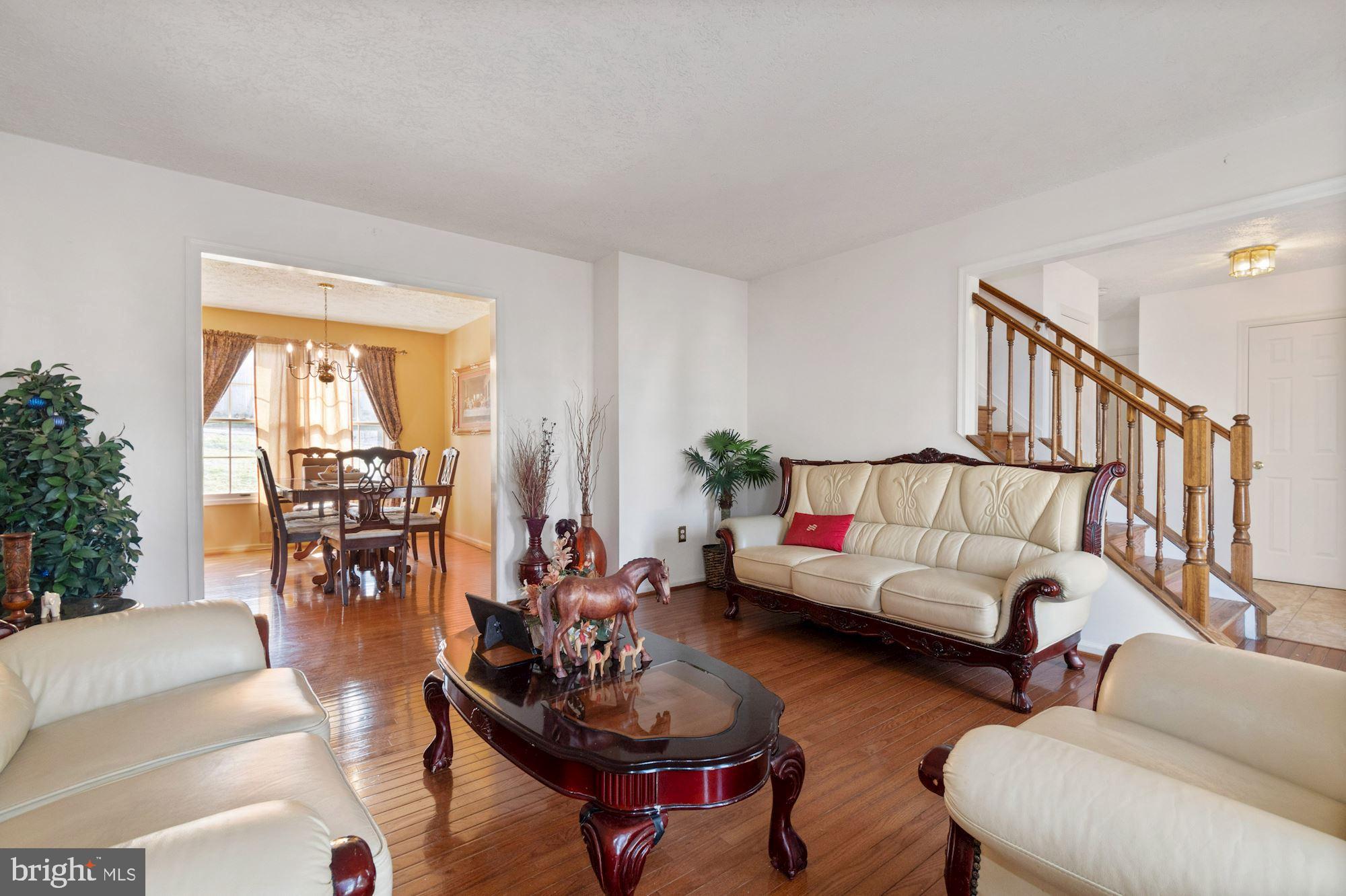 WHEATON WOODS - Residential