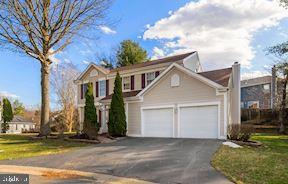 WHEATON WOODS - Residential