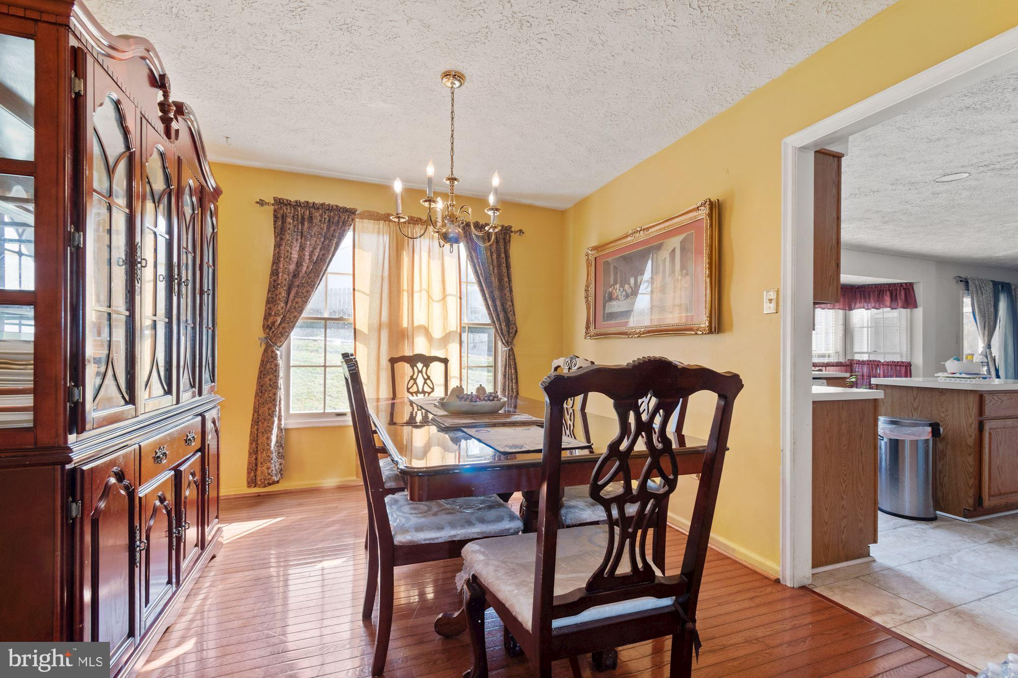 WHEATON WOODS - Residential