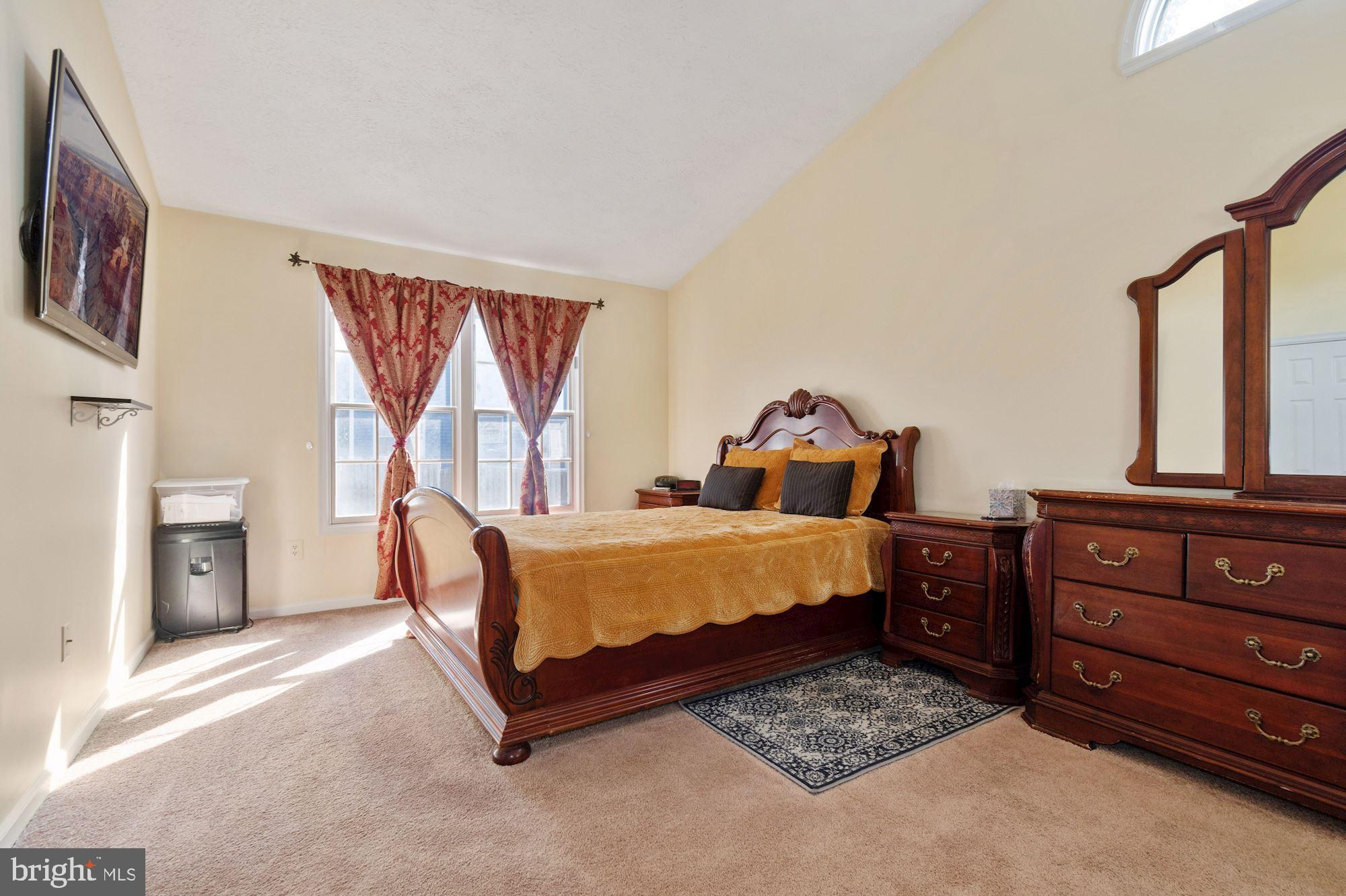 WHEATON WOODS - Residential