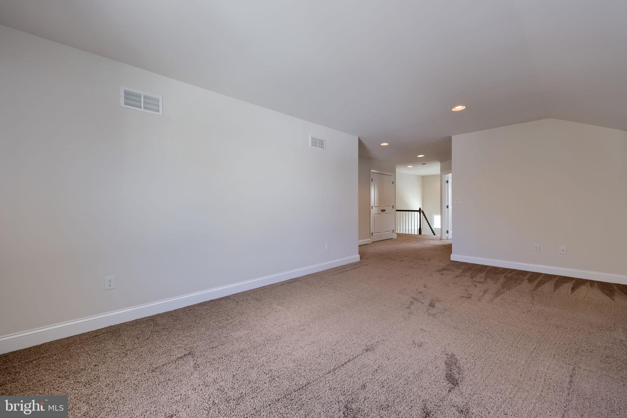 MILLWOOD HOMES AT BENNETT RUN - Residential