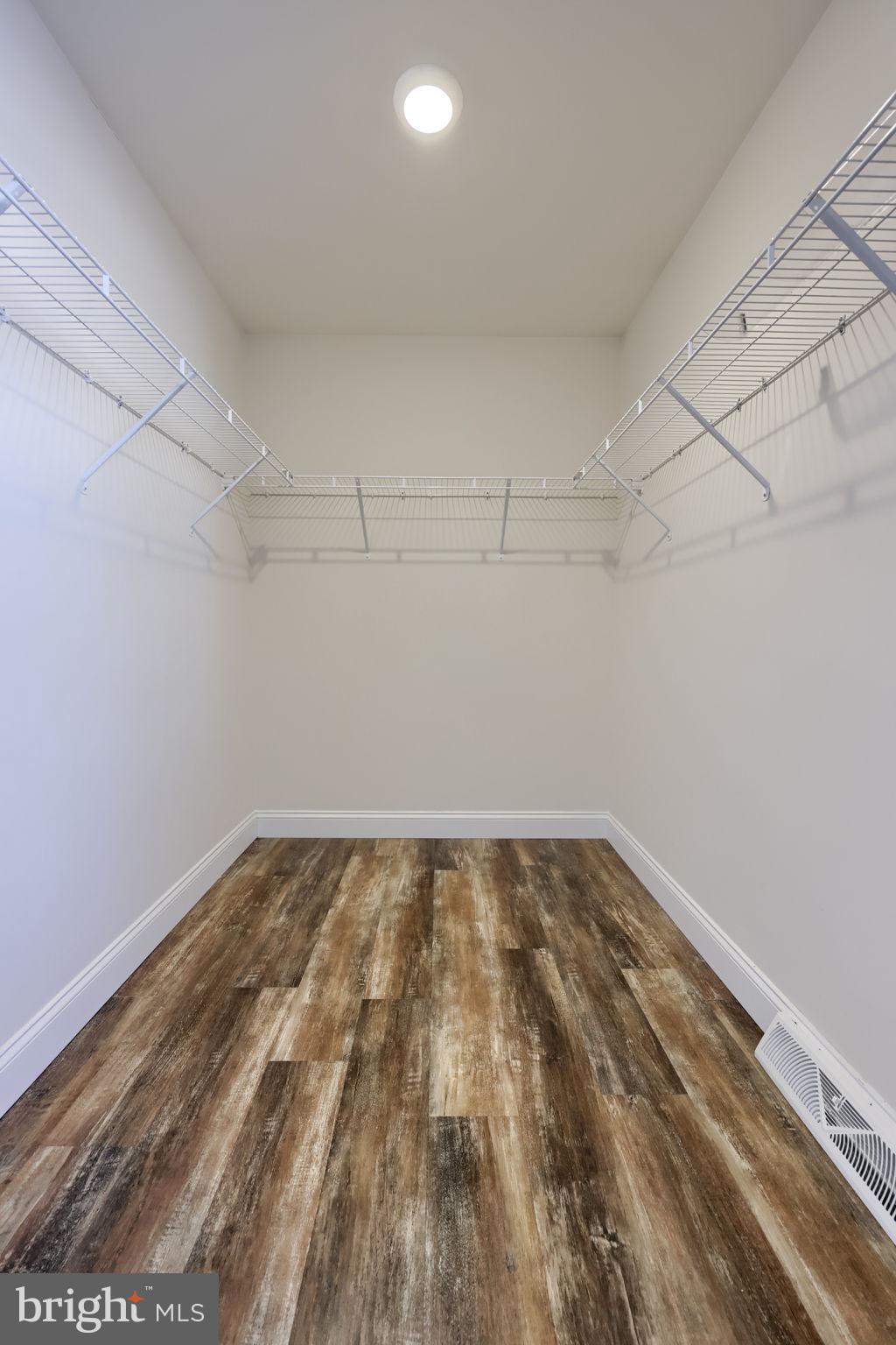 MILLWOOD HOMES AT BENNETT RUN - Residential