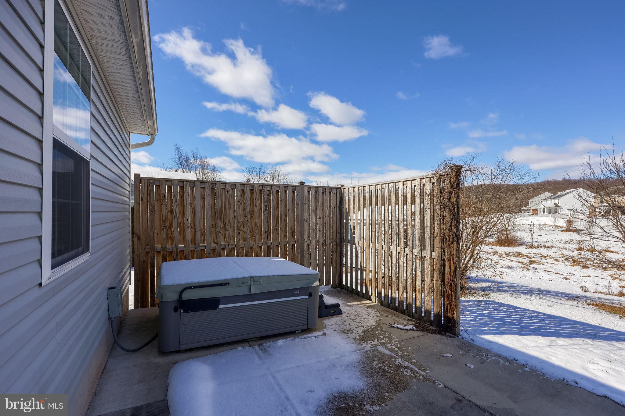 MILLWOOD HOMES AT BENNETT RUN - Residential