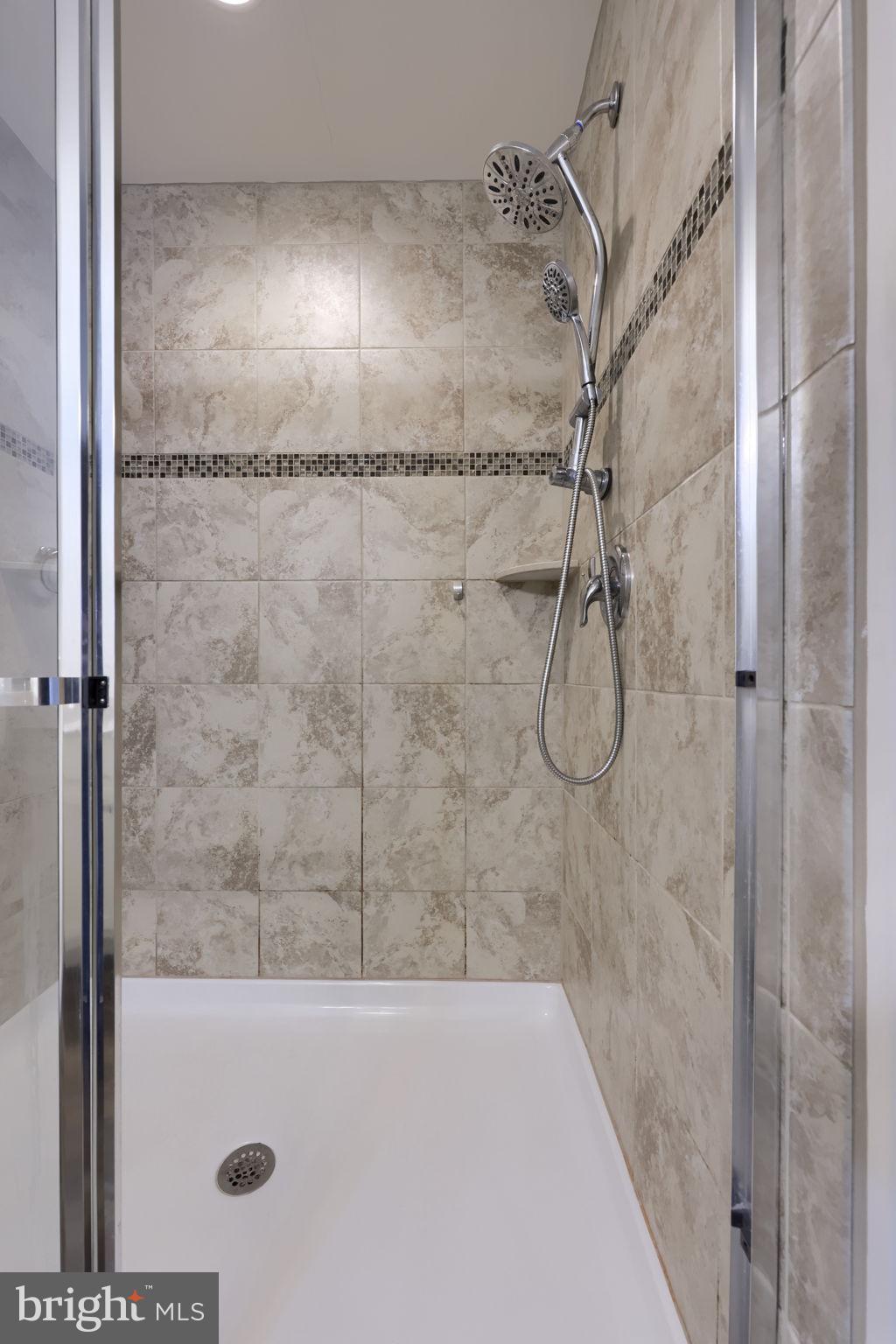 MILLWOOD HOMES AT BENNETT RUN - Residential