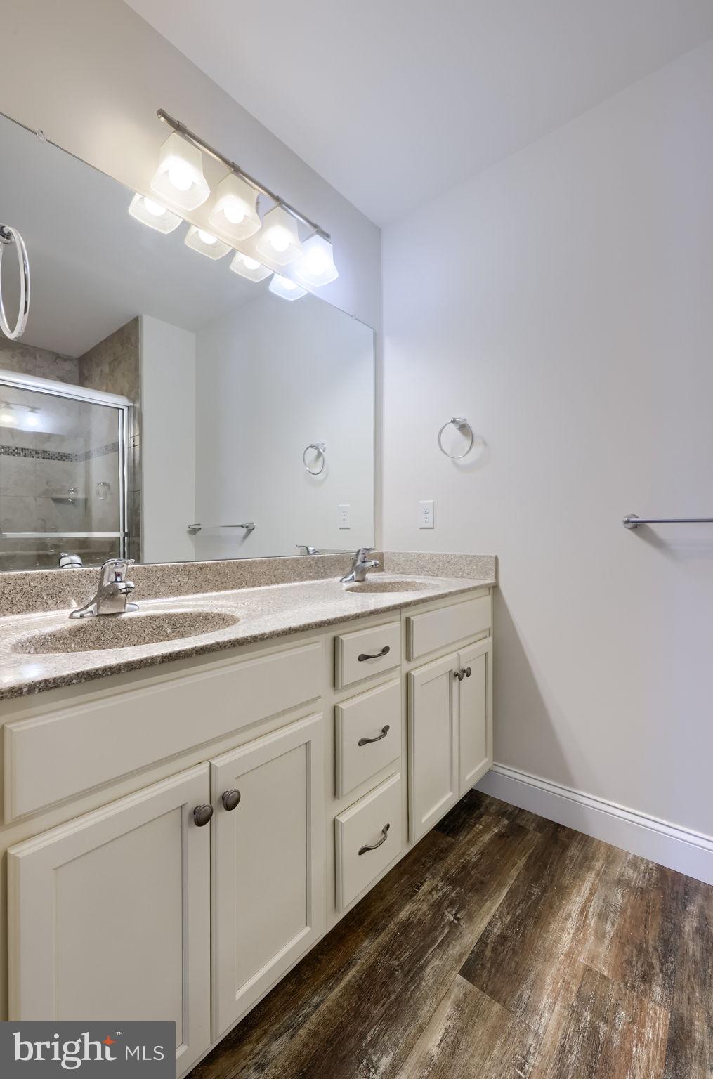 MILLWOOD HOMES AT BENNETT RUN - Residential