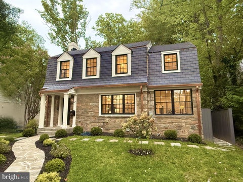 Photo of 4115 46th Street NW, WASHINGTON, DC 20016 (MLS # DCDC2281590)