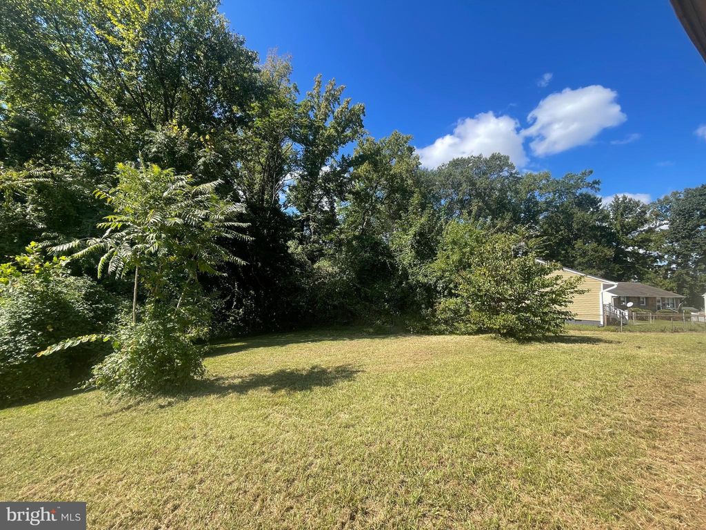 Photo of 412 Roundtop Avenue, PETERSBURG, VA 23803 (MLS # VAPC2000148)