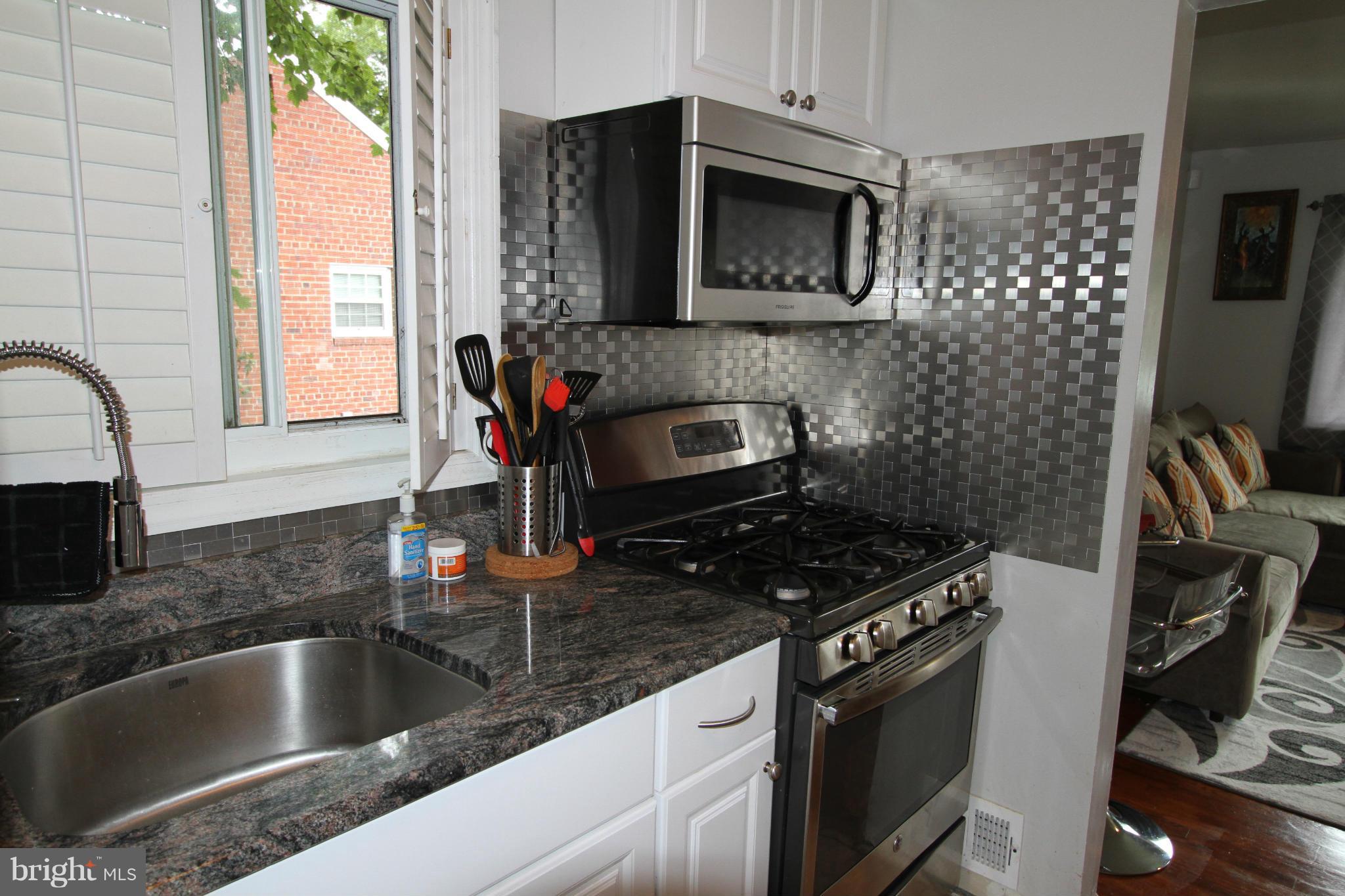 HOLMES HEIGHTS - Residential