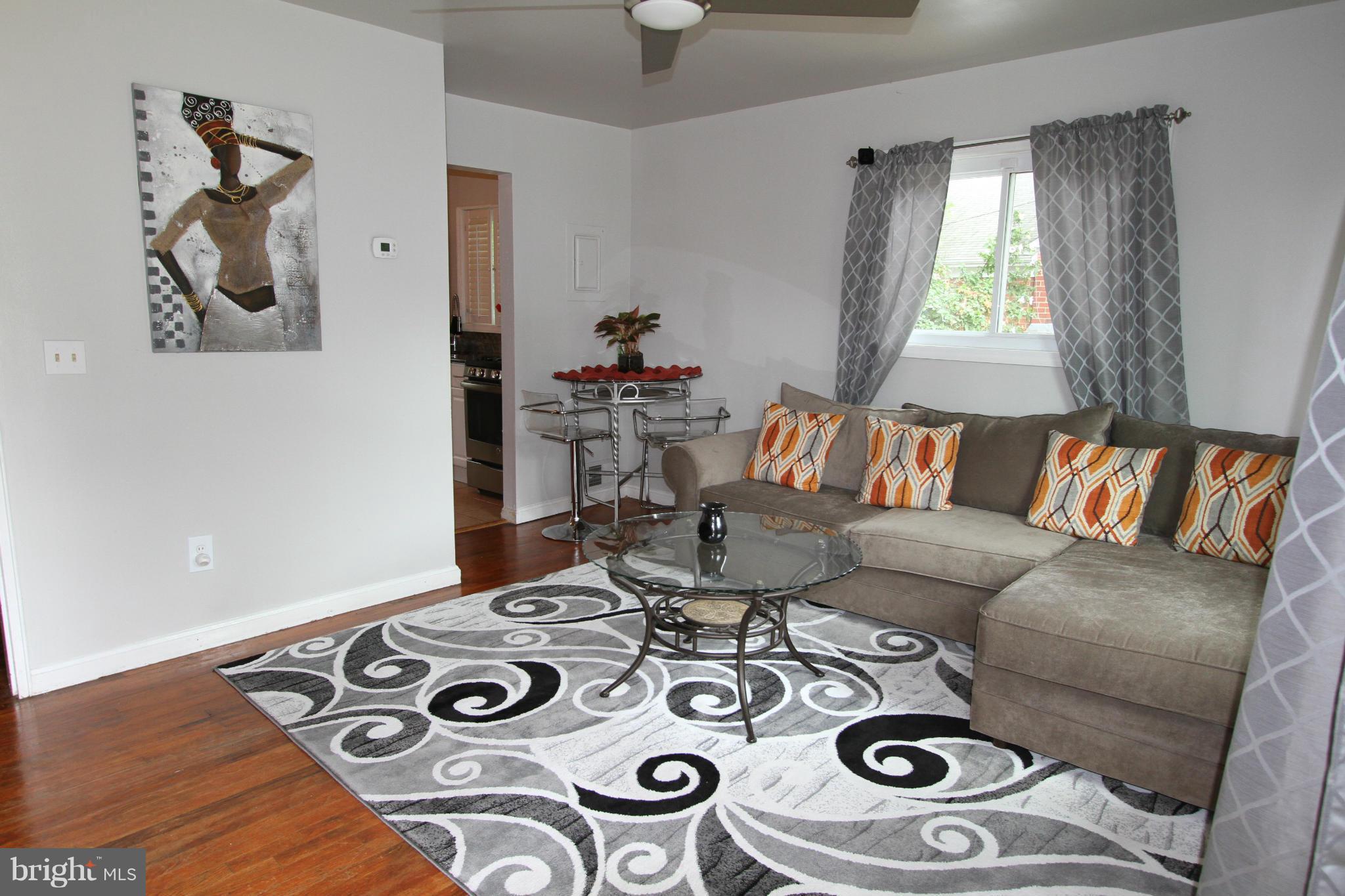 HOLMES HEIGHTS - Residential