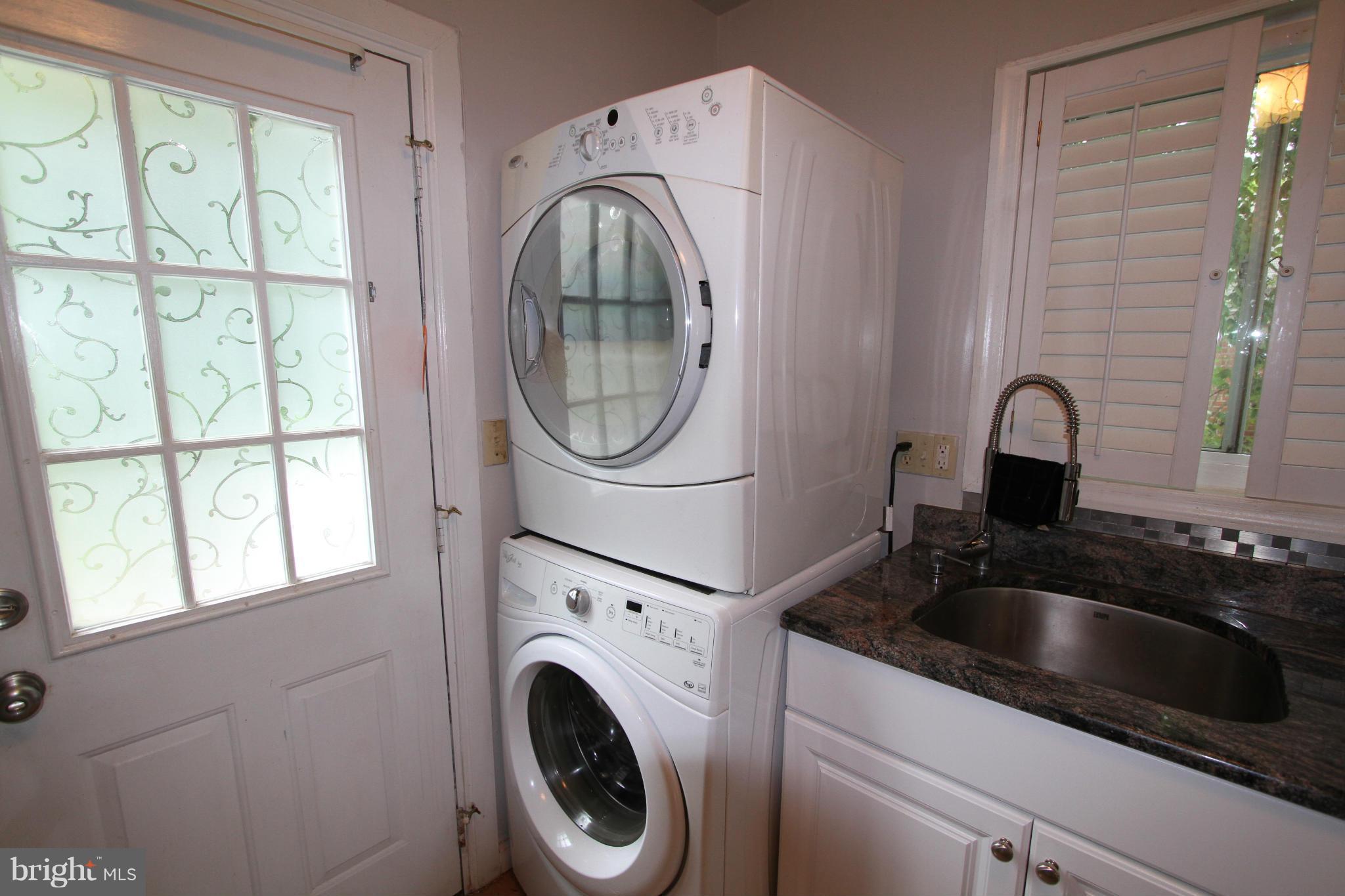 HOLMES HEIGHTS - Residential