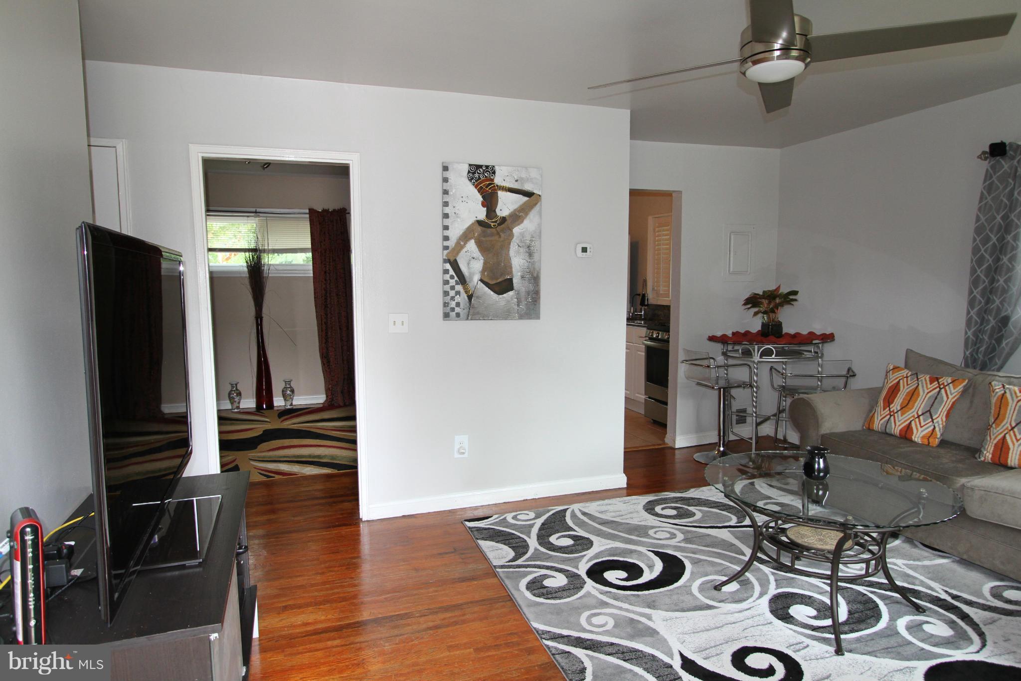 HOLMES HEIGHTS - Residential