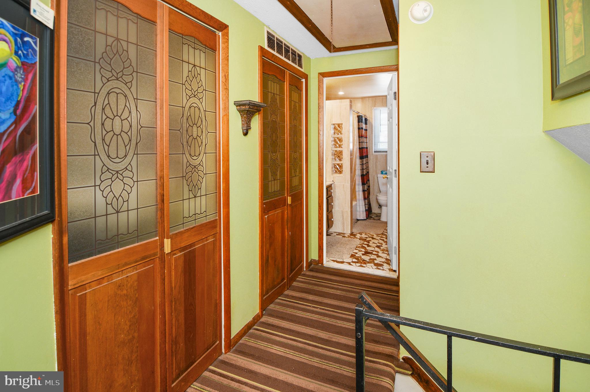 FOX RIDGE MANOR - Residential