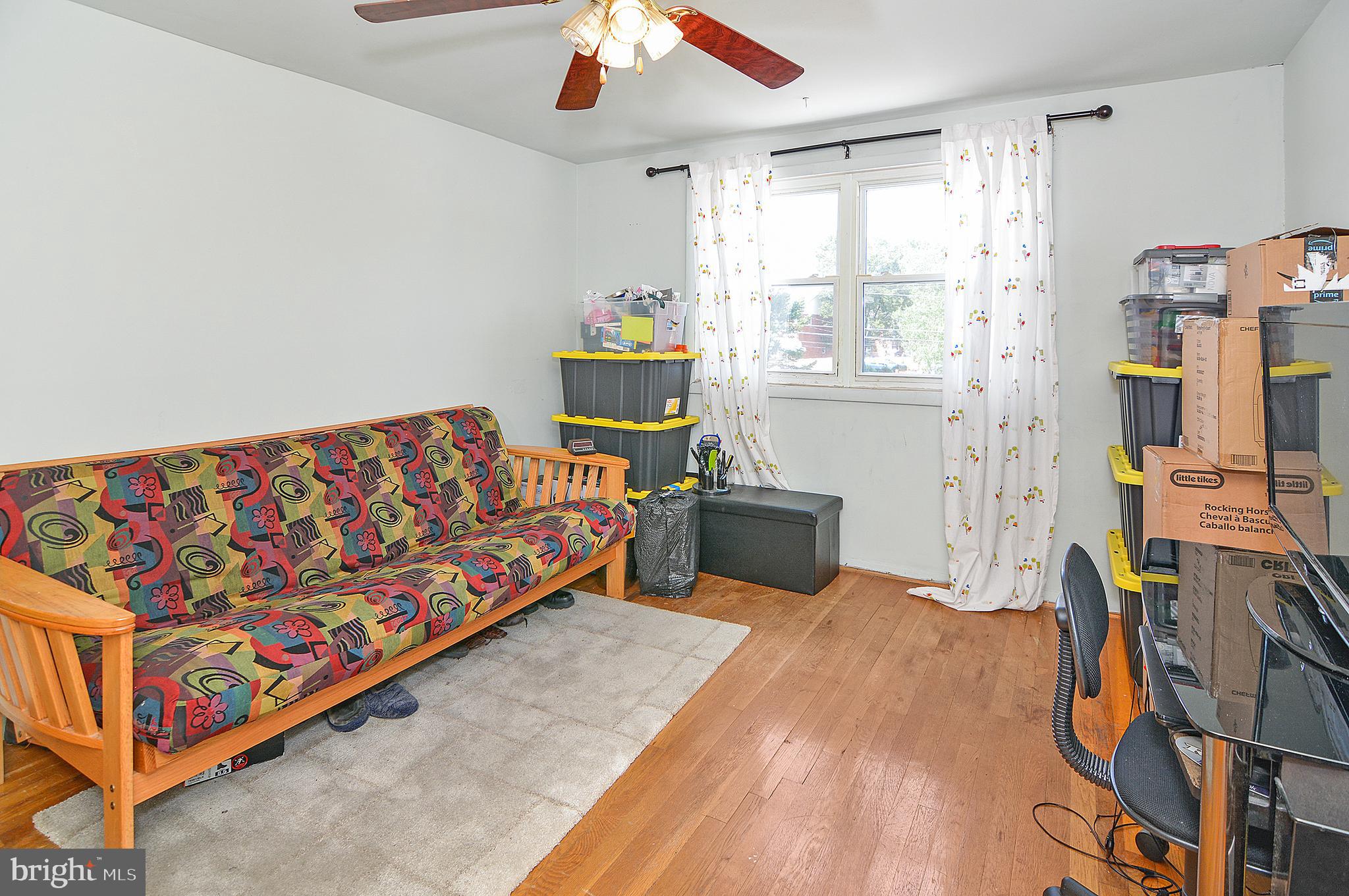 FOX RIDGE MANOR - Residential