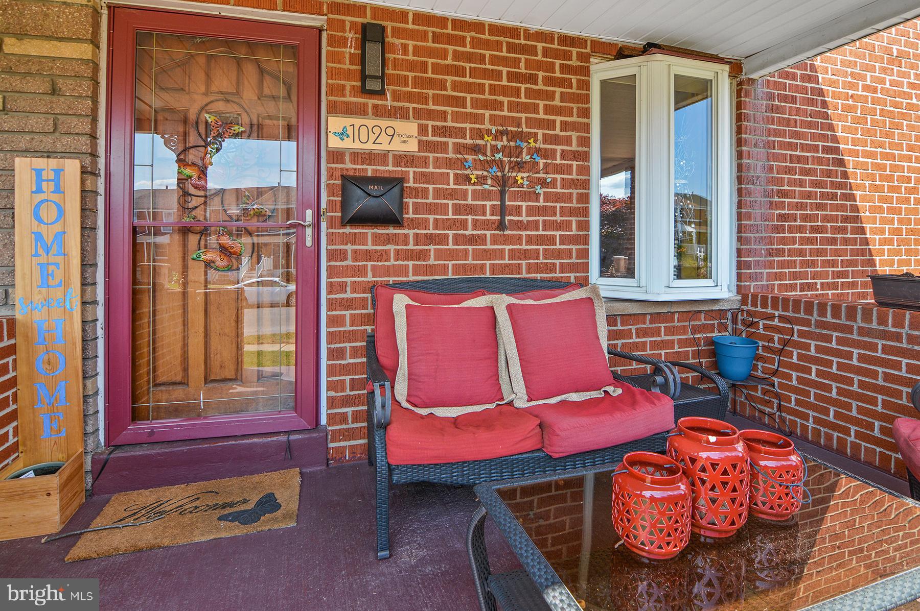 FOX RIDGE MANOR - Residential